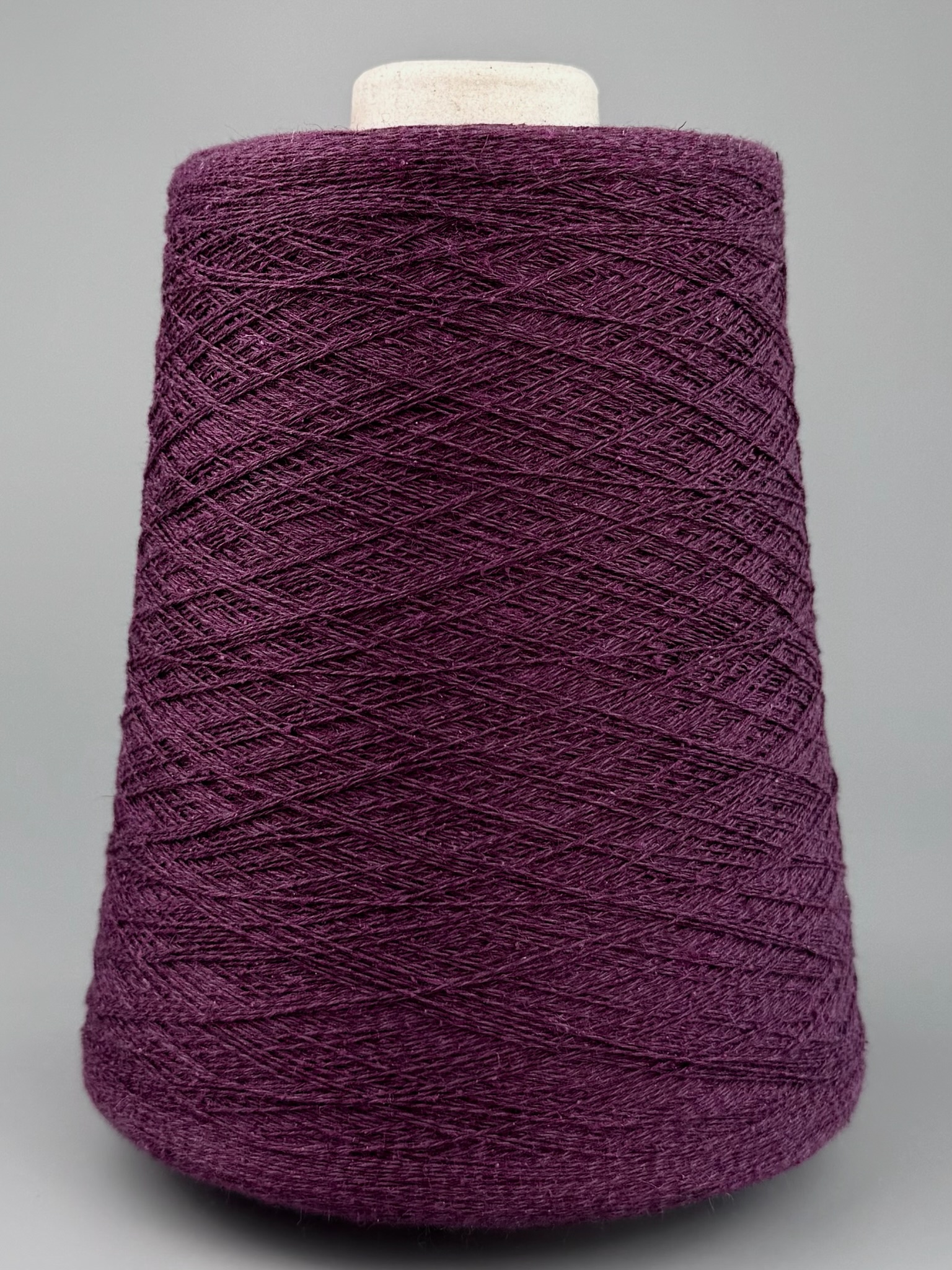 Toscano S.r.L. Art. Seta 854 Nm 2/30 – Garn aus Seide, Baumwolle, Viskose und Leinen col. Pflaume 2520 foto 2